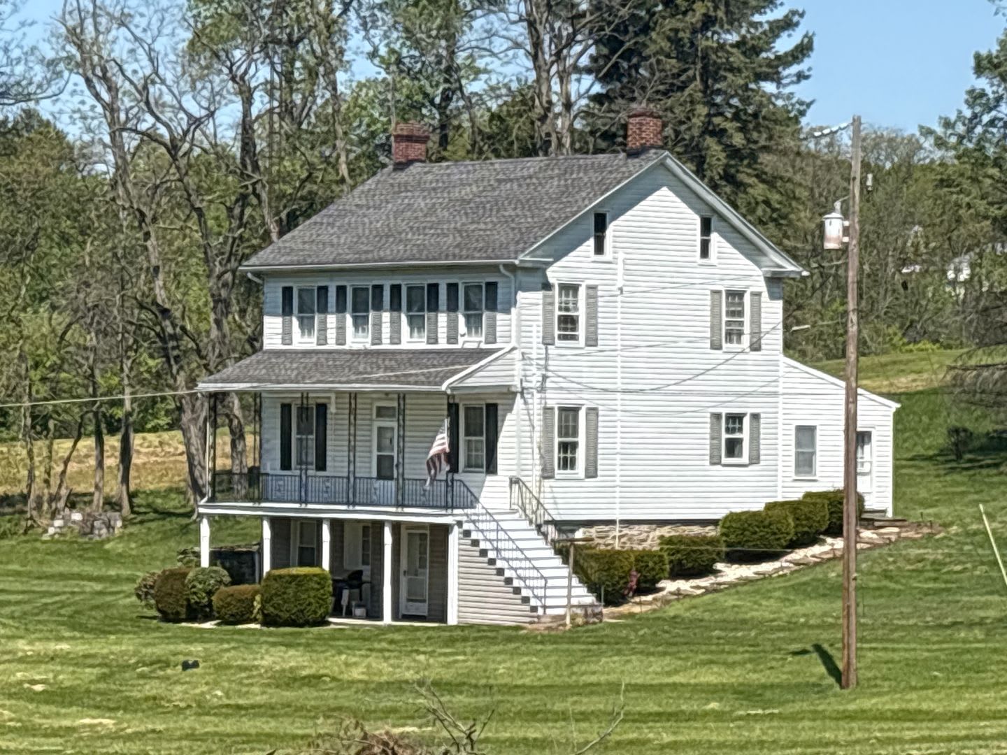 Short Term Lease Only-4 Bedroom 2 Bath Farmhouse, Pond, Acres, Dallastown SD – photo 1 of 185