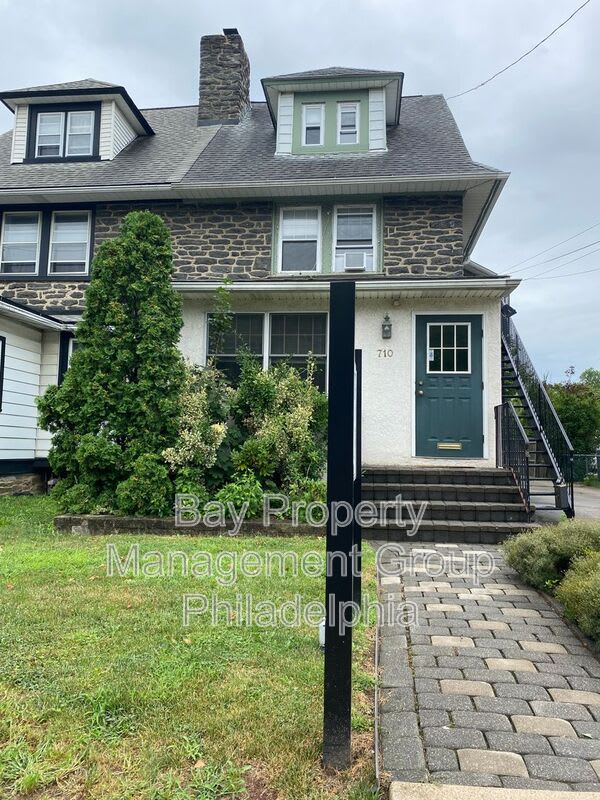 710 Darby Rd – photo 1