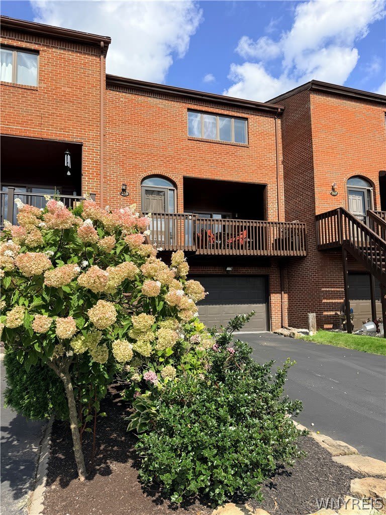 359 Lakefront Boulevard – photo 1
