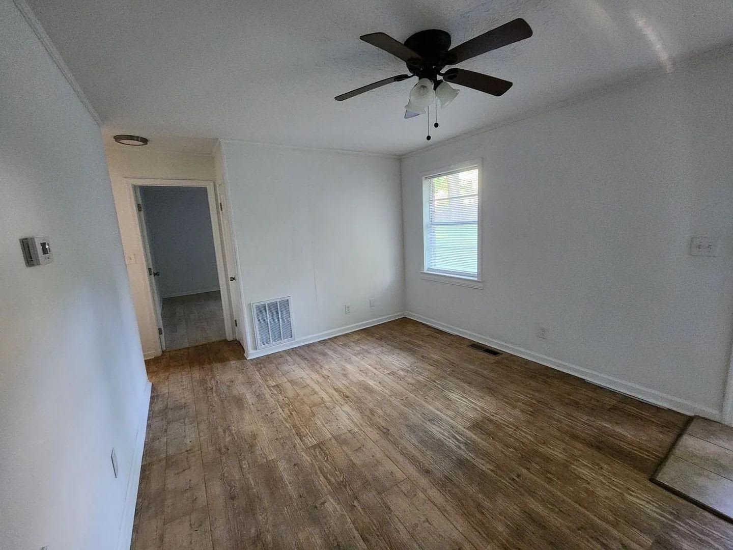 Room in 3 Bedroom Home at Monticello St – photo 1 of 8