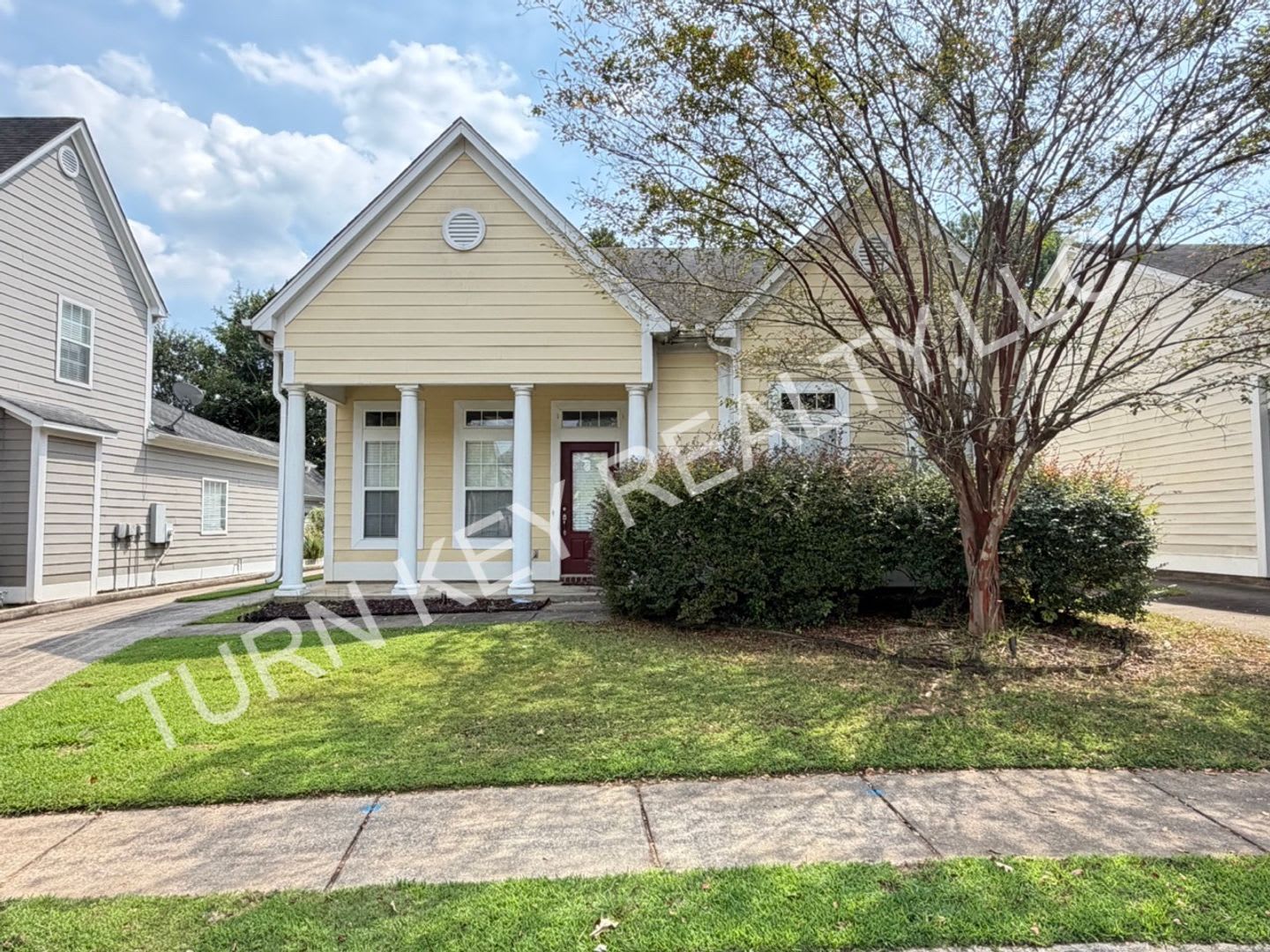 Home for rent in Trussville – photo 1 of 2