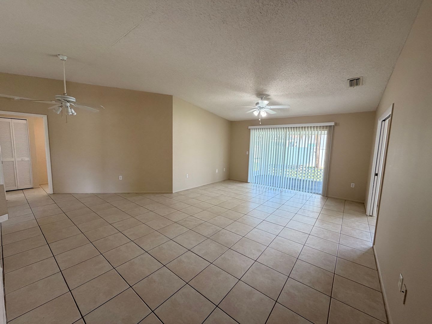 Centrally Located 3 2 With 2 Car Garage – photo 1 of 16