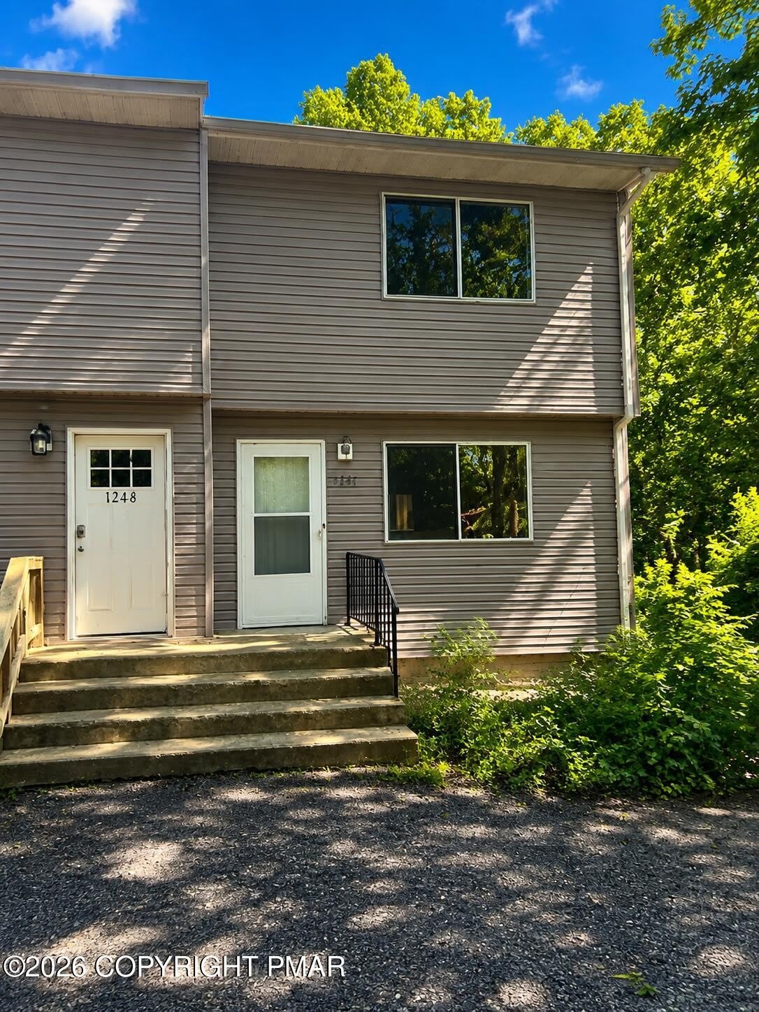 1247 Chateau Drive – photo 1