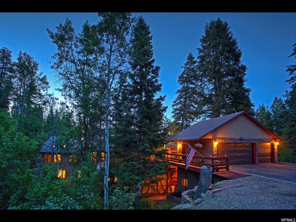 15 Saint Moritz Terrace – photo 1 of 20