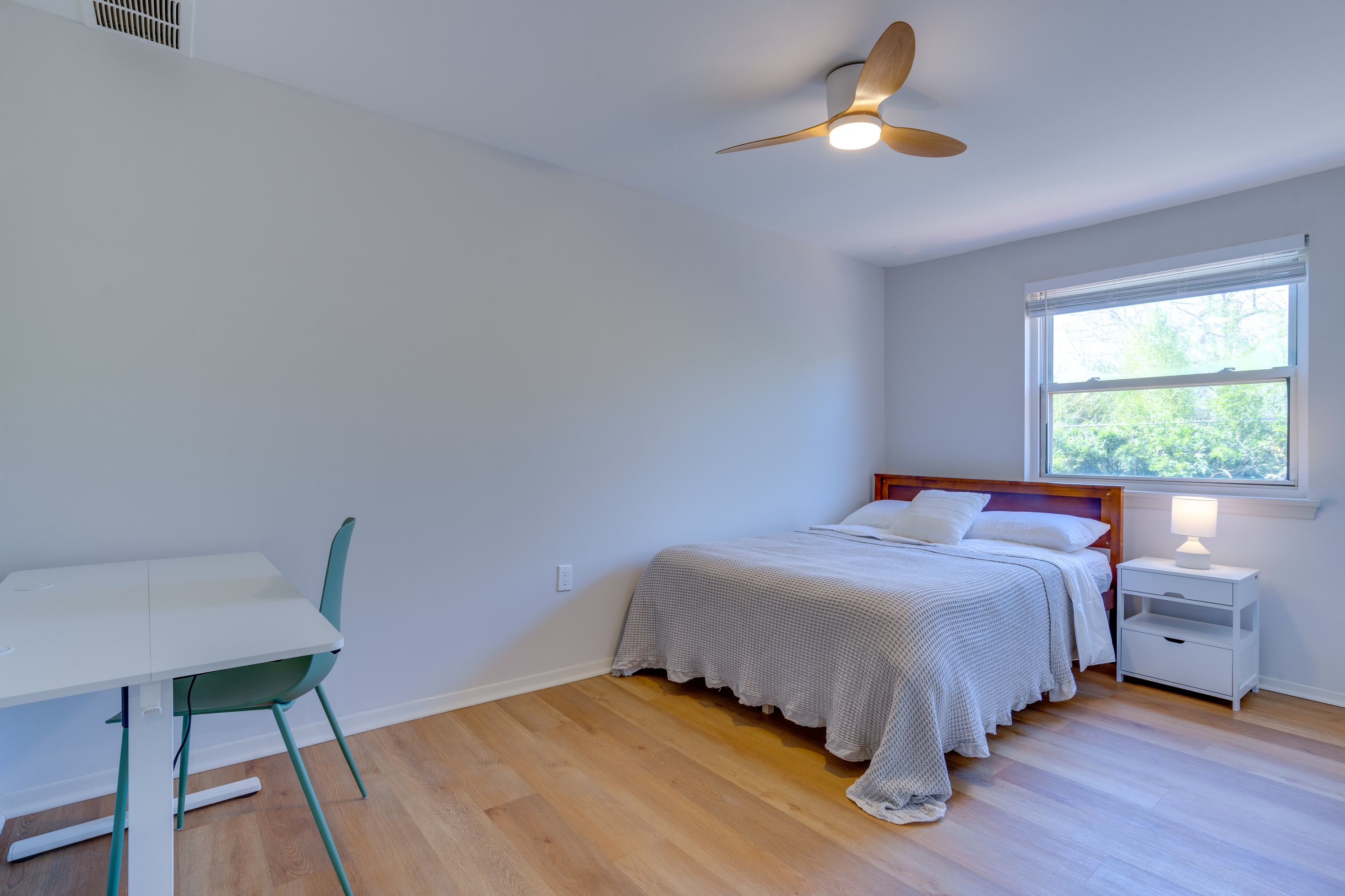 8032 Saint Annes Court Ul 1 – photo 1 of 305