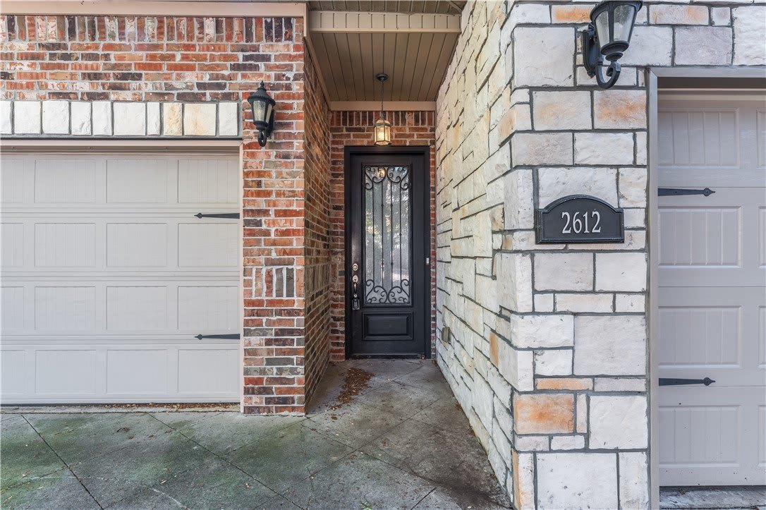 2612 Everest Avenue – photo 1