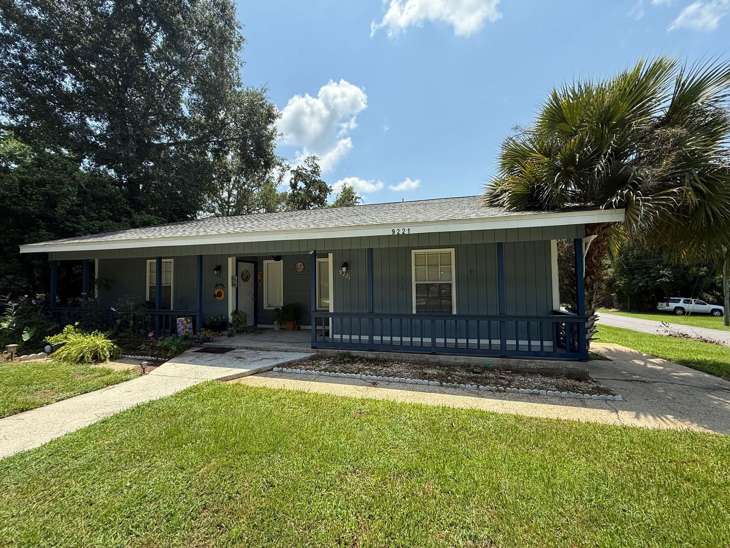 Pensacola Ferry Pass 2 Bedroom 1 Bathroom Lawn Care Included – photo 1 of 16