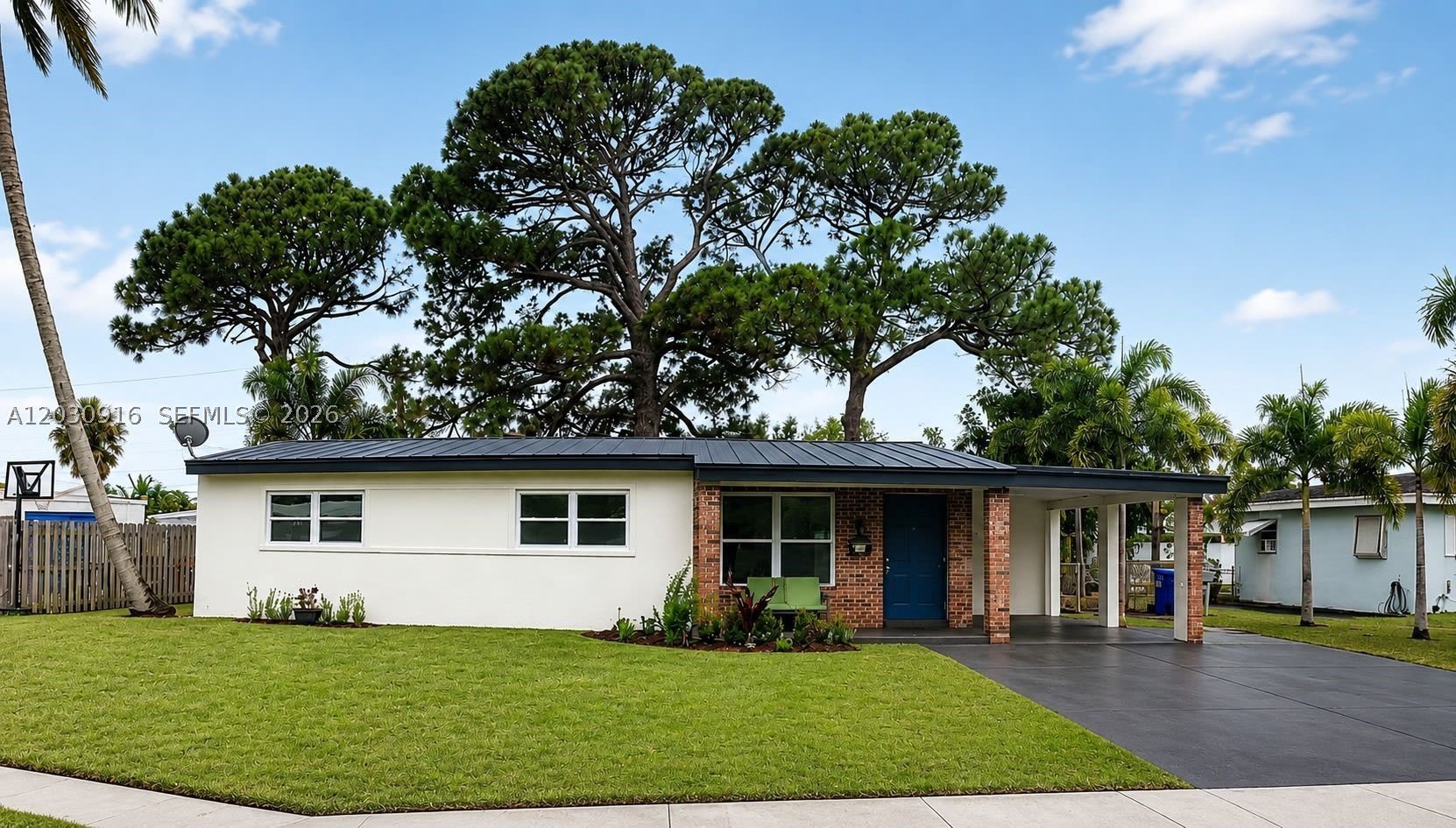 1029 SW 1st Ave – photo 1 of 12
