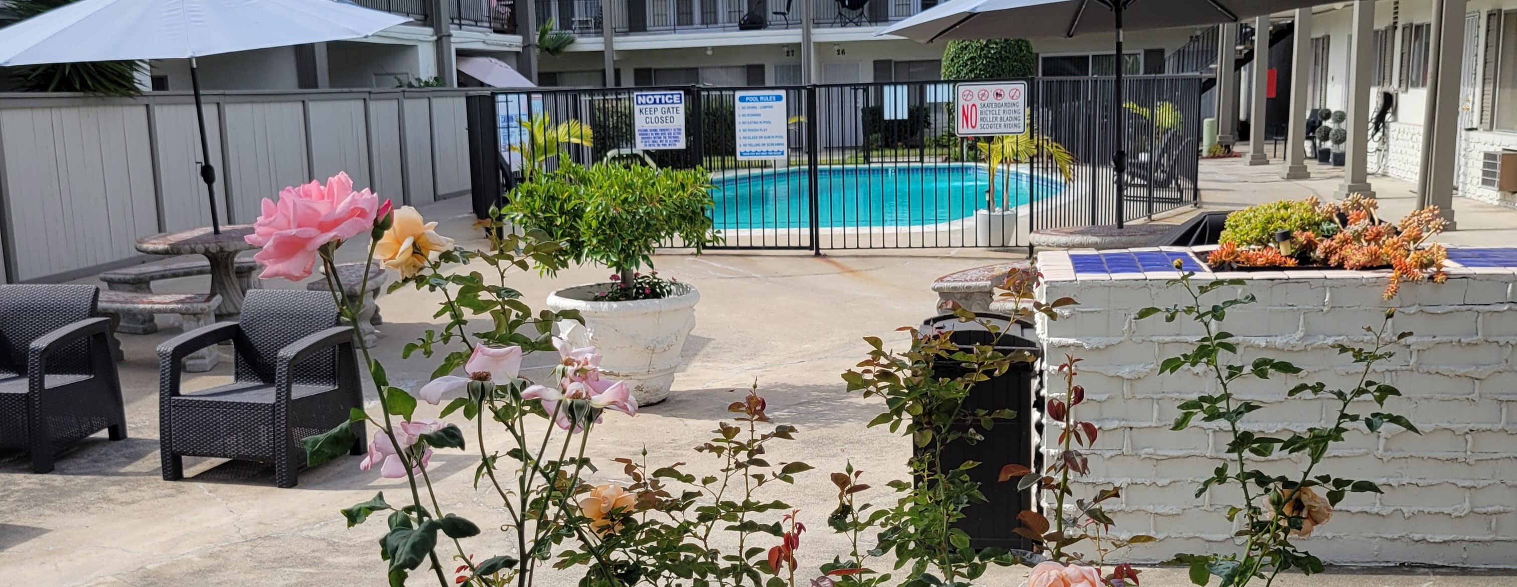 1215 South Empire Street – photo 1