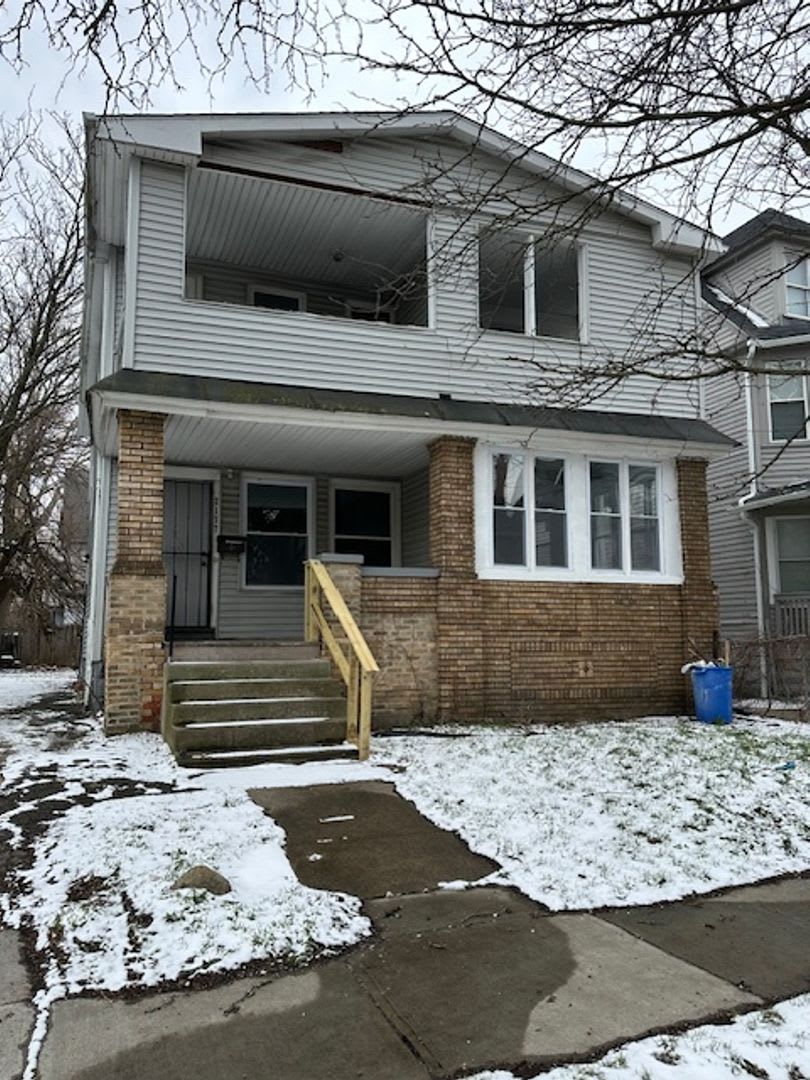 Large 7 Bedroom Home – photo 1