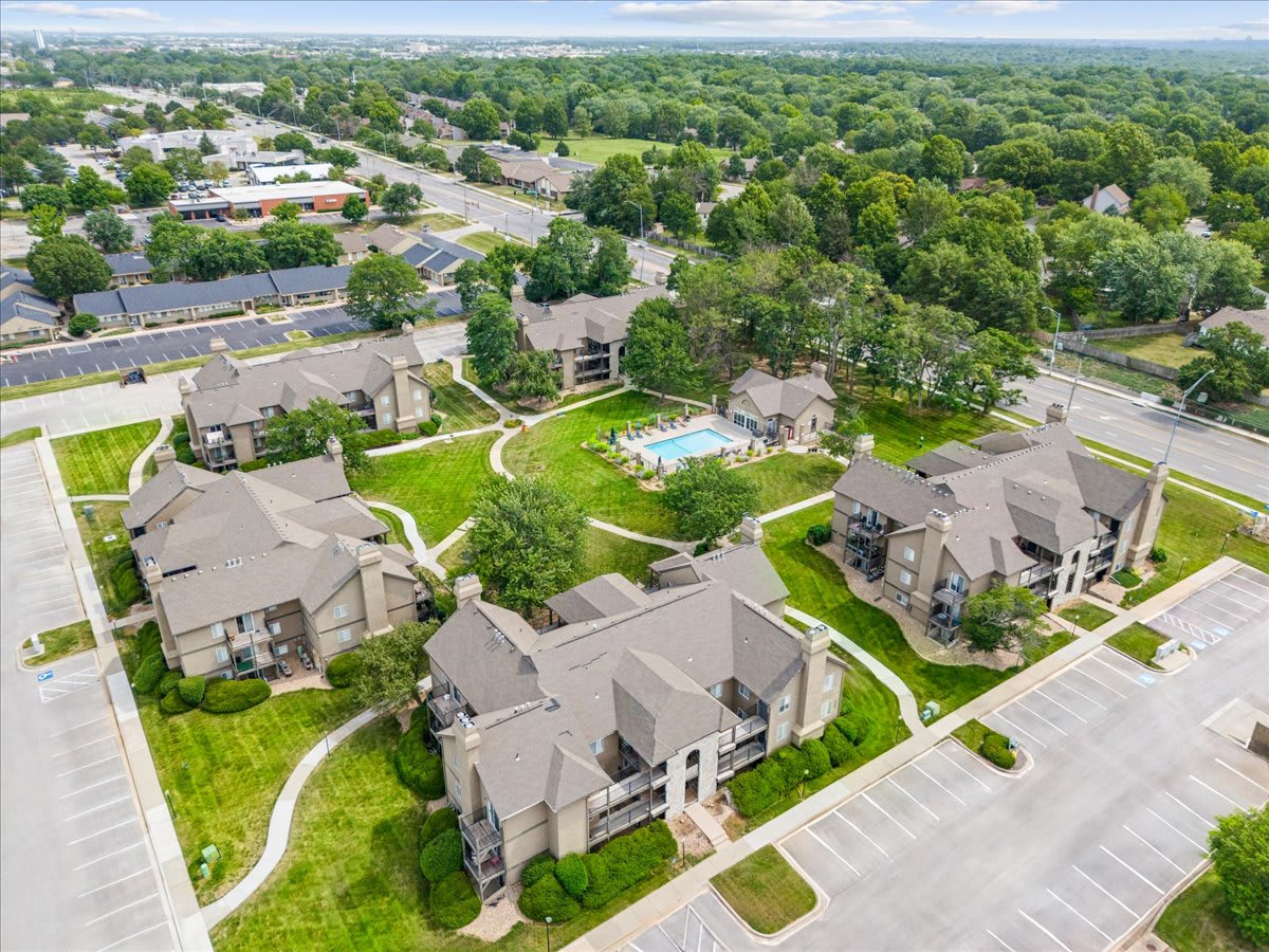 Deerfield Apartments – photo 1 of 35