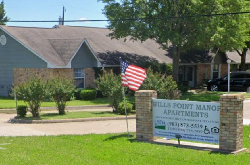 600 Tennessee Cir. – photo 1 of 6