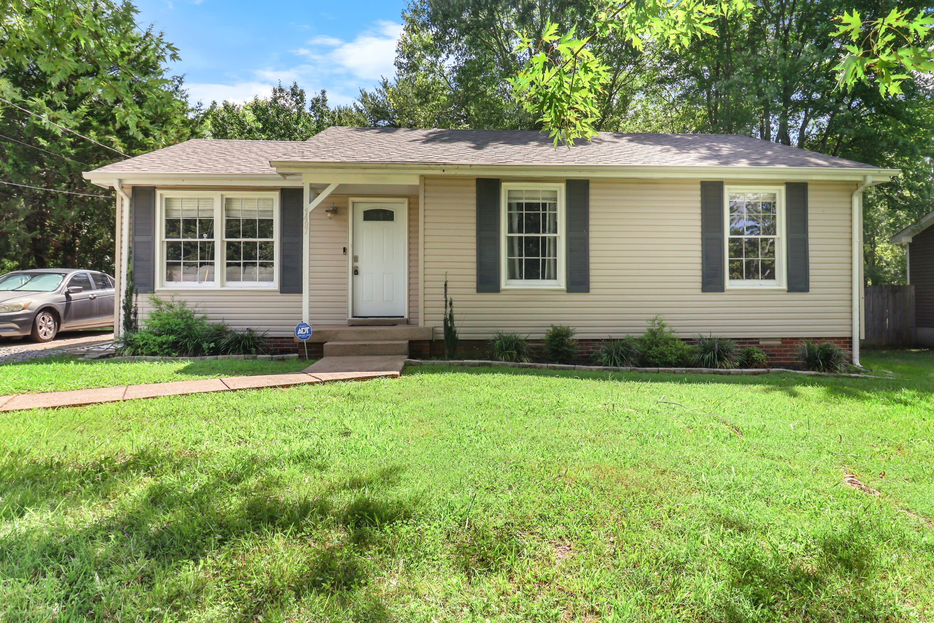 1497 Craig Drive – photo 1