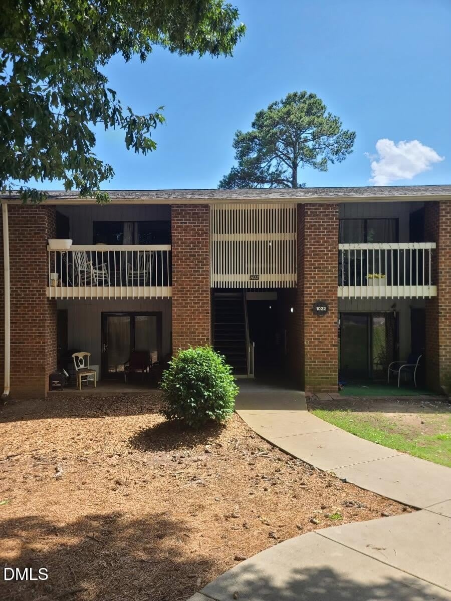 1022 Sandlin Place – photo 1