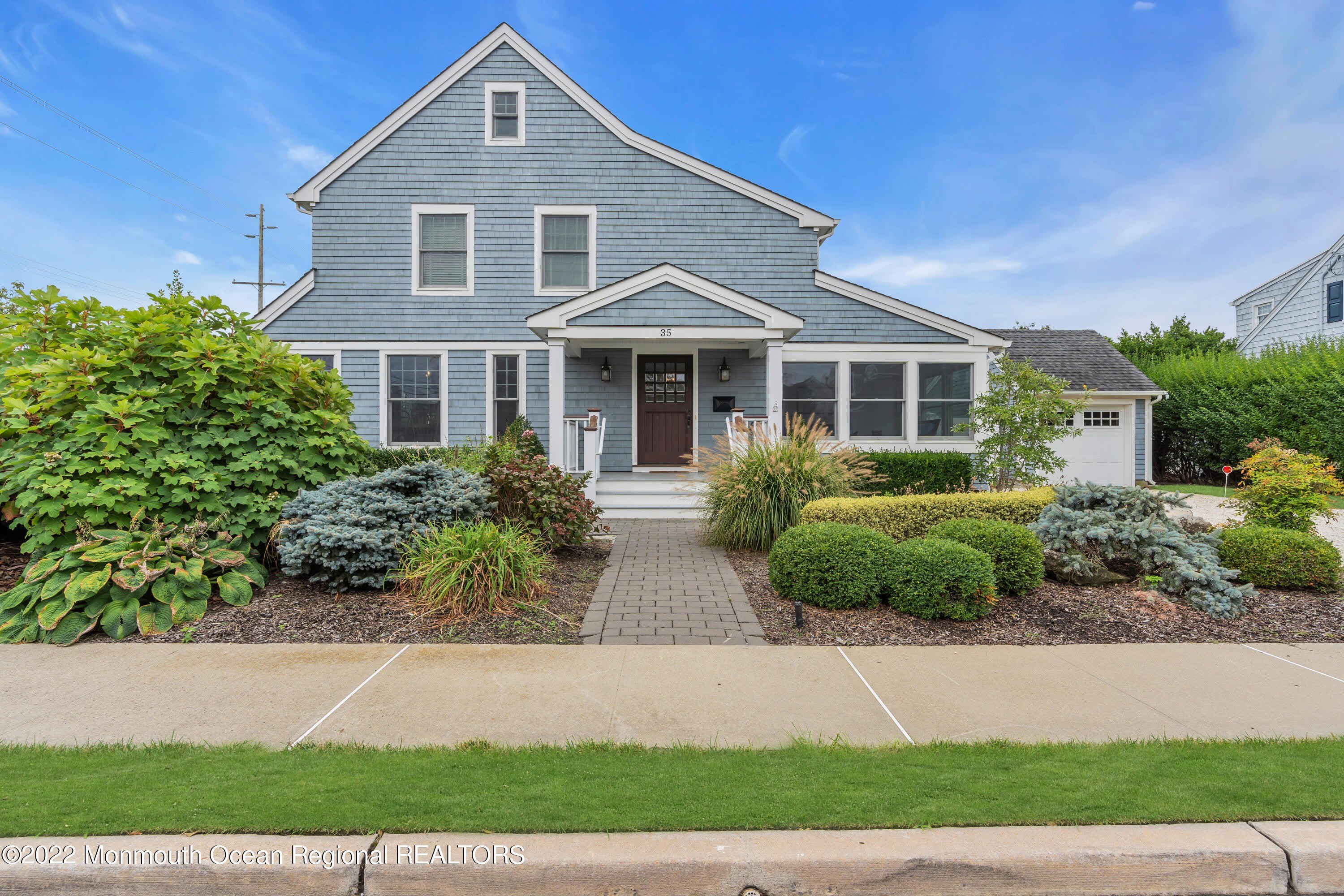 35 Bristol Place – photo 1 of 23