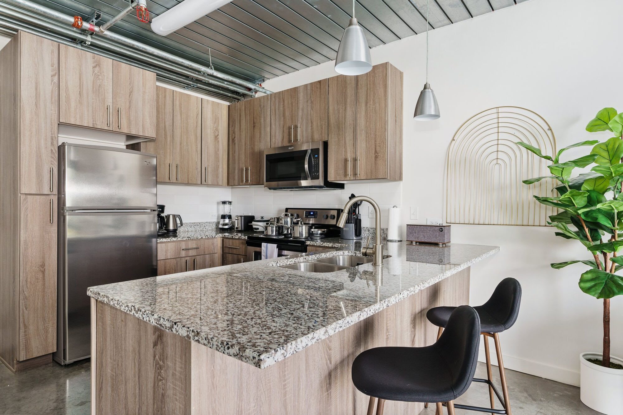 Mid Main Lofts – photo 1