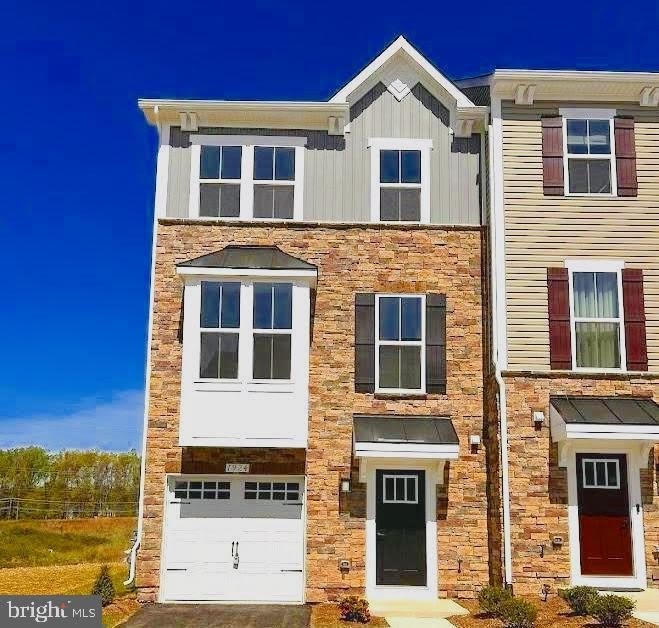 7924 OLIVE BRANCH Lane – photo 1 of 25