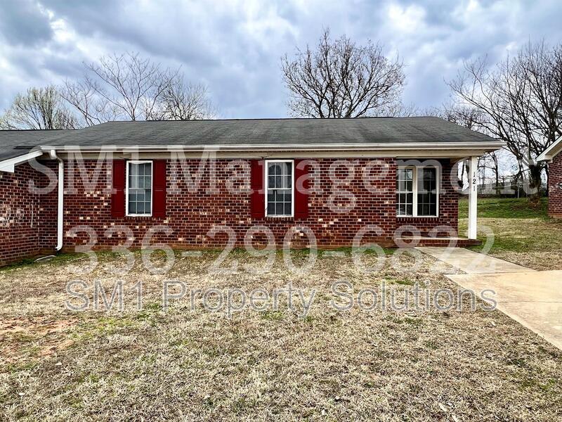 121 Thomas Street – photo 1 of 214
