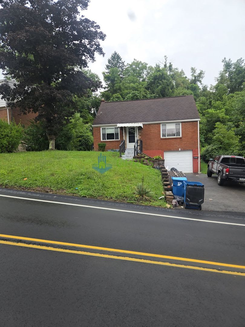 Updated 3-Bedroom house for rent in Penn Hills – photo 1