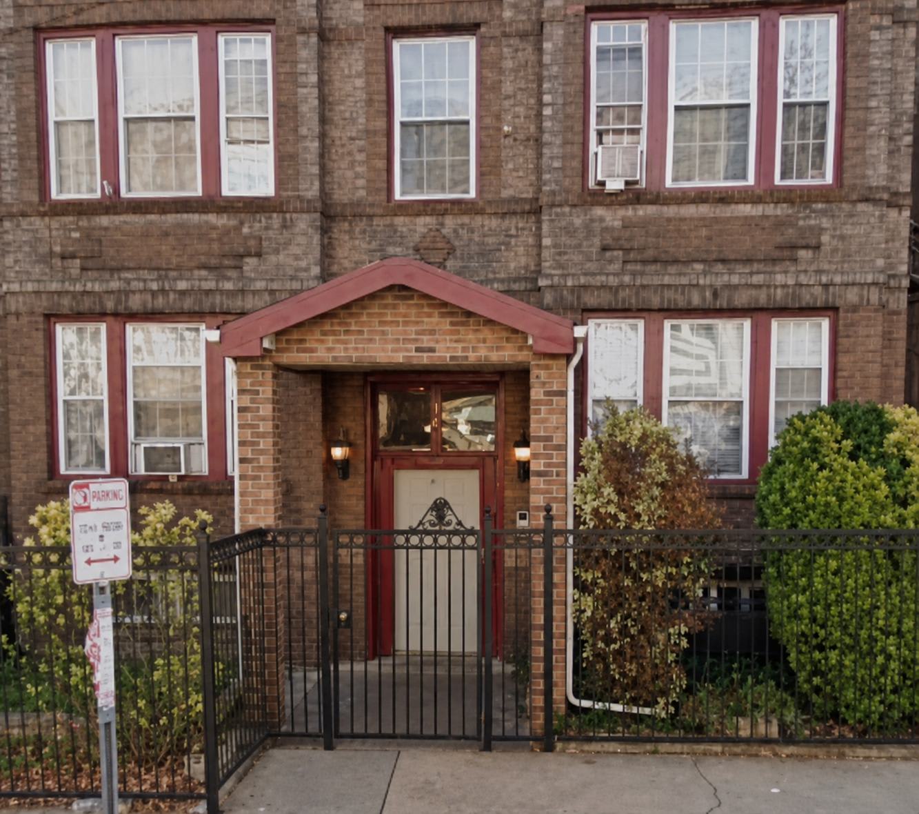 14 Rutgers Ave – photo 1