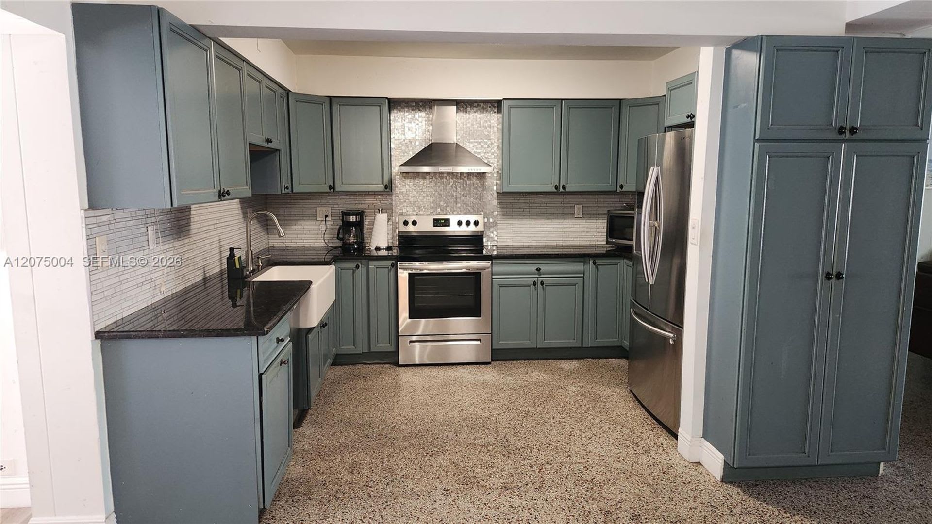 482 NE 8th Avenue 482, Deerfield Beach, FL 33441 – photo 1