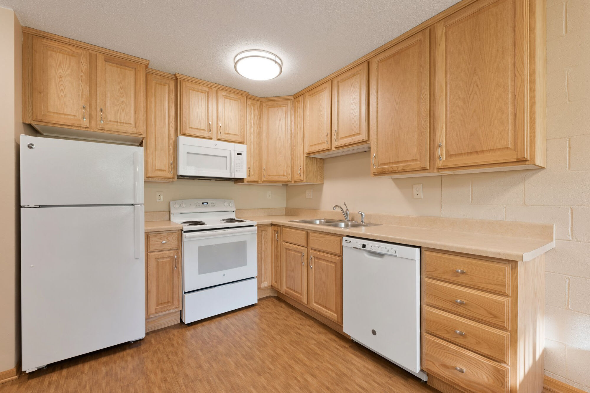 Townview Villas – photo 1 of 6