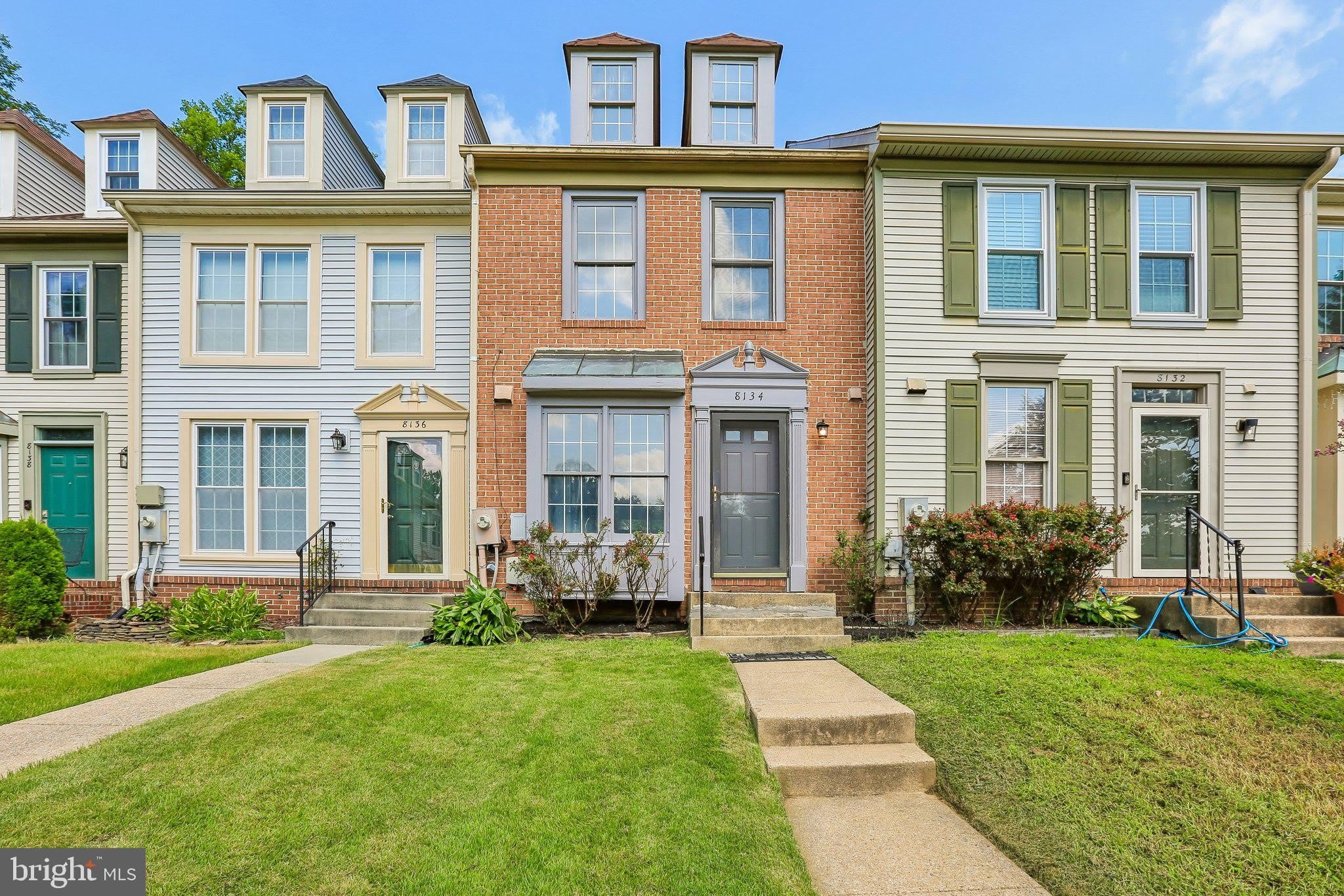 8134 ASPENWOOD Way – photo 1 of 13