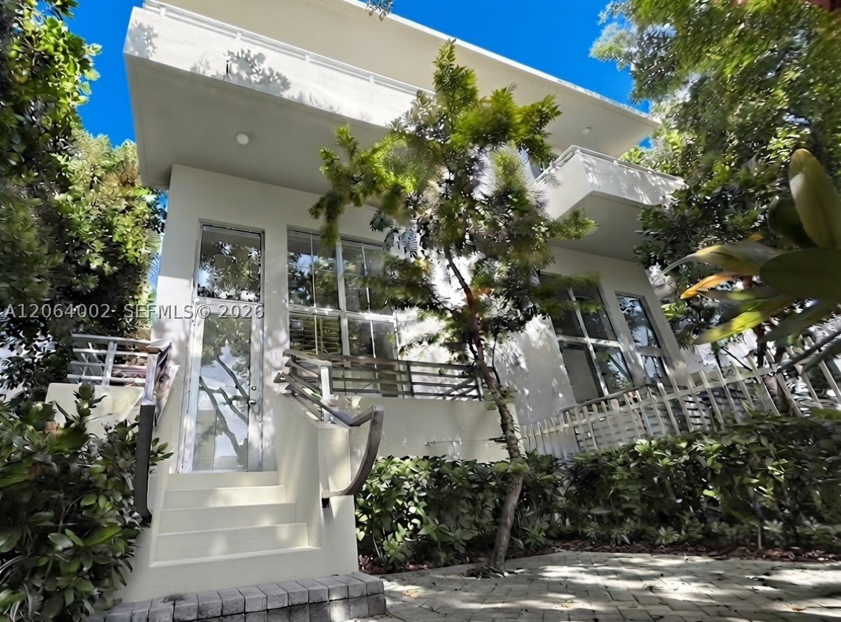 928 Pennsylvania Ave – photo 1