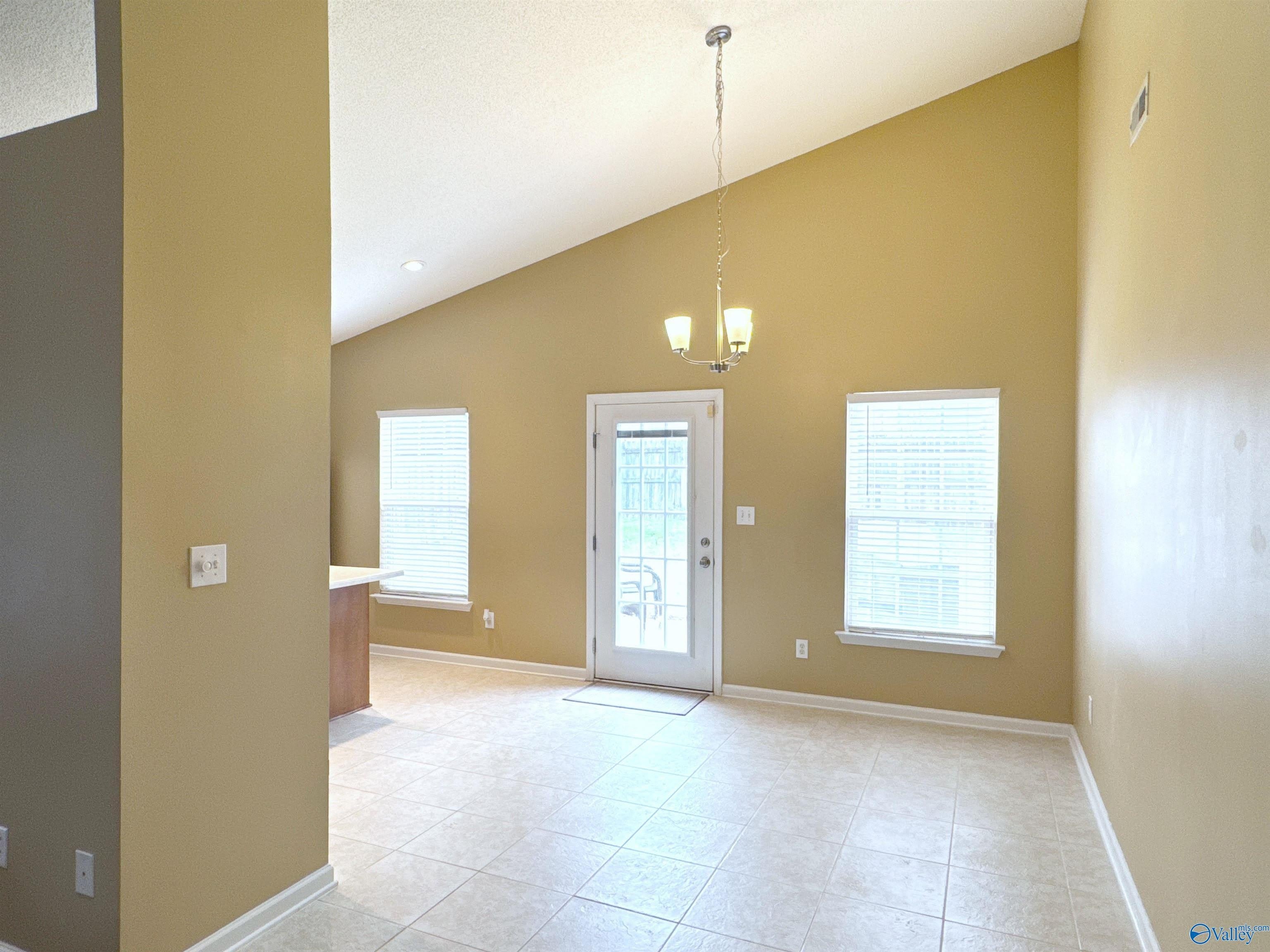 117 Bremerton Drive – photo 1