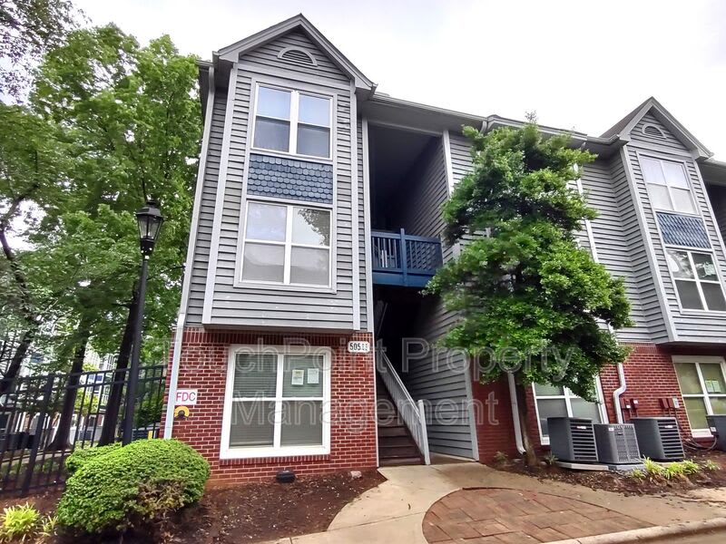 505 N Graham St – photo 1