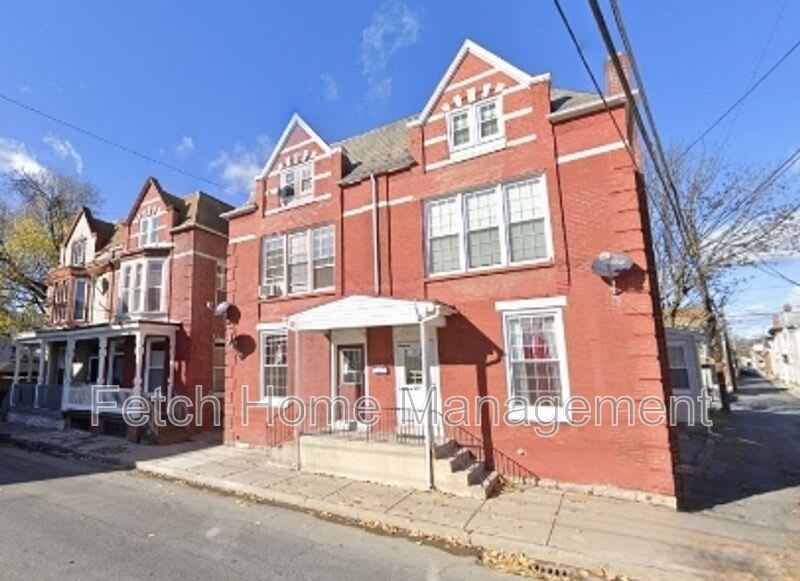 825 Church Street – photo 1 of 7