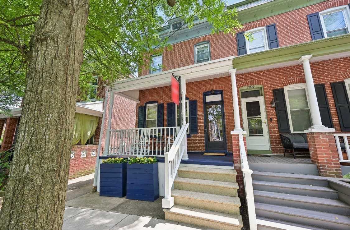 1208 North Dupont Street – photo 1