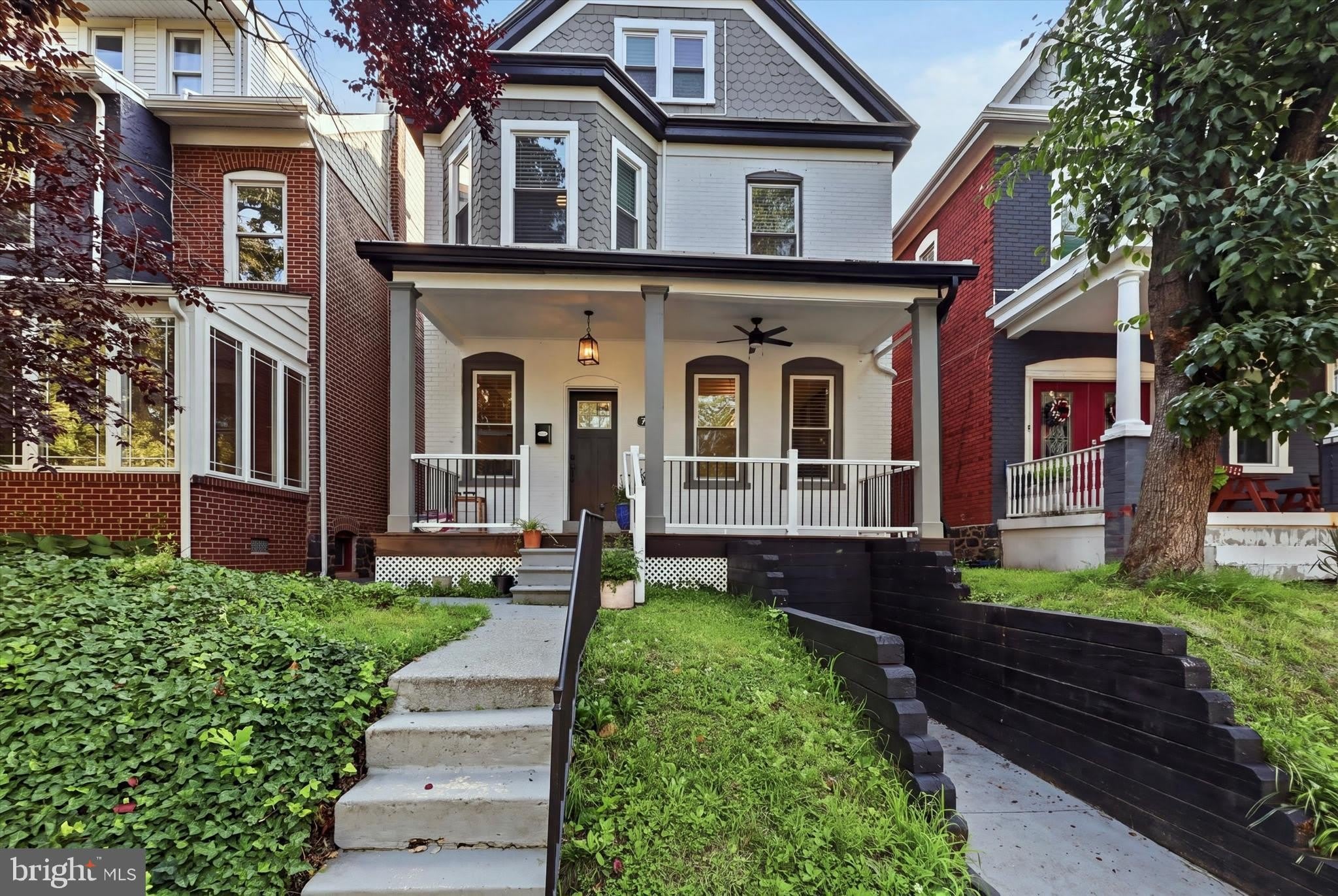705 W 19TH Street – photo 1
