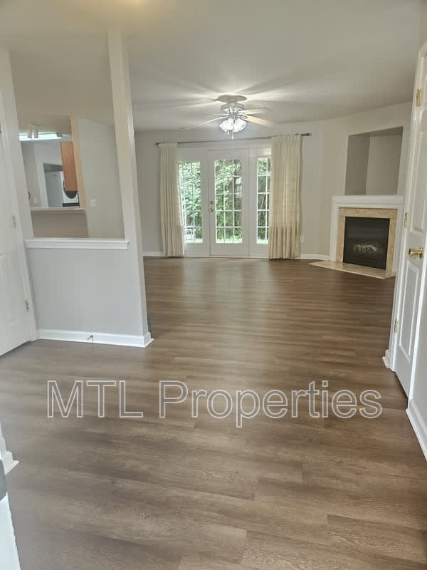 2604 Cochrane Drive – photo 1