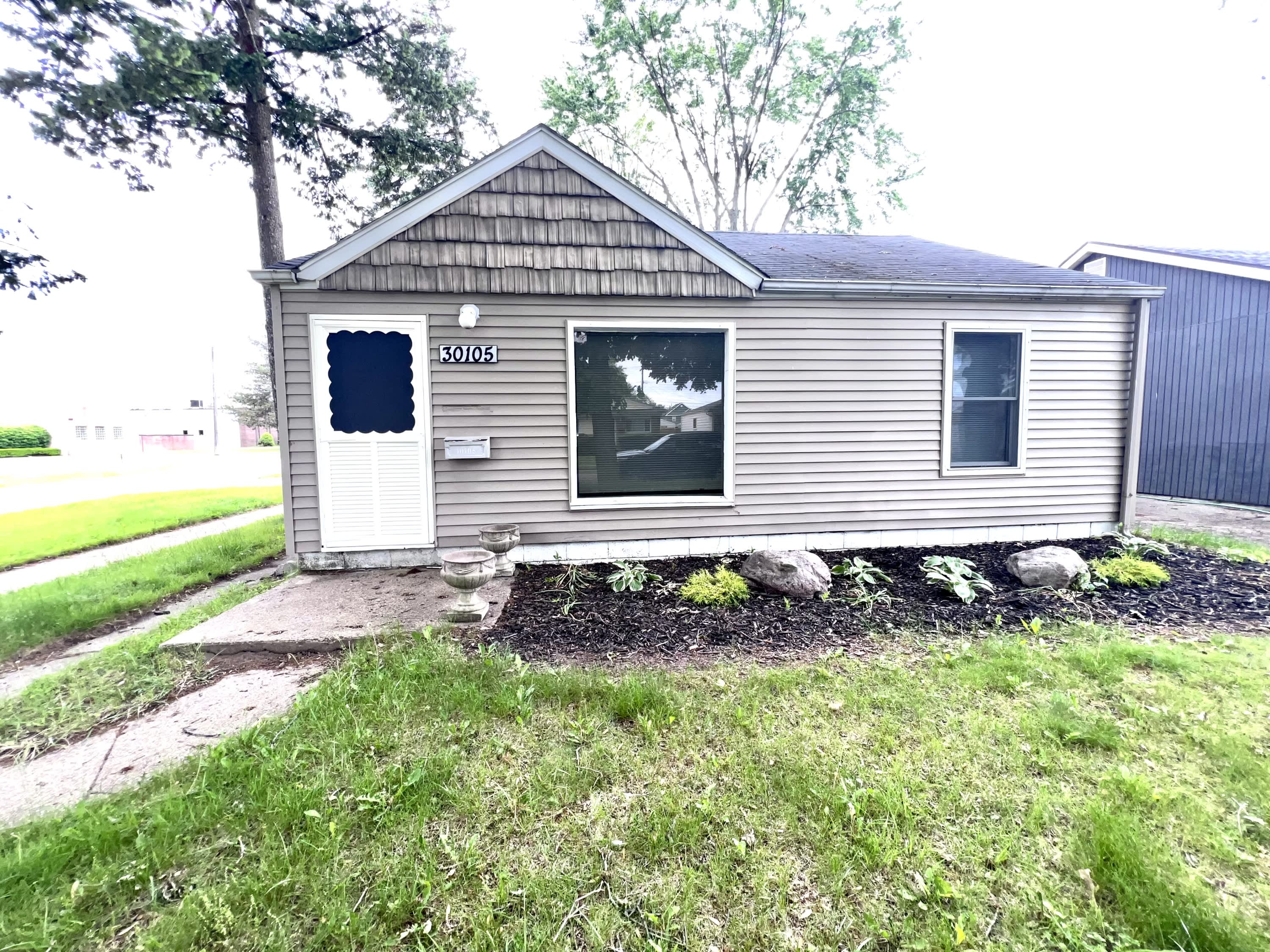 30105 Alger Street – photo 1