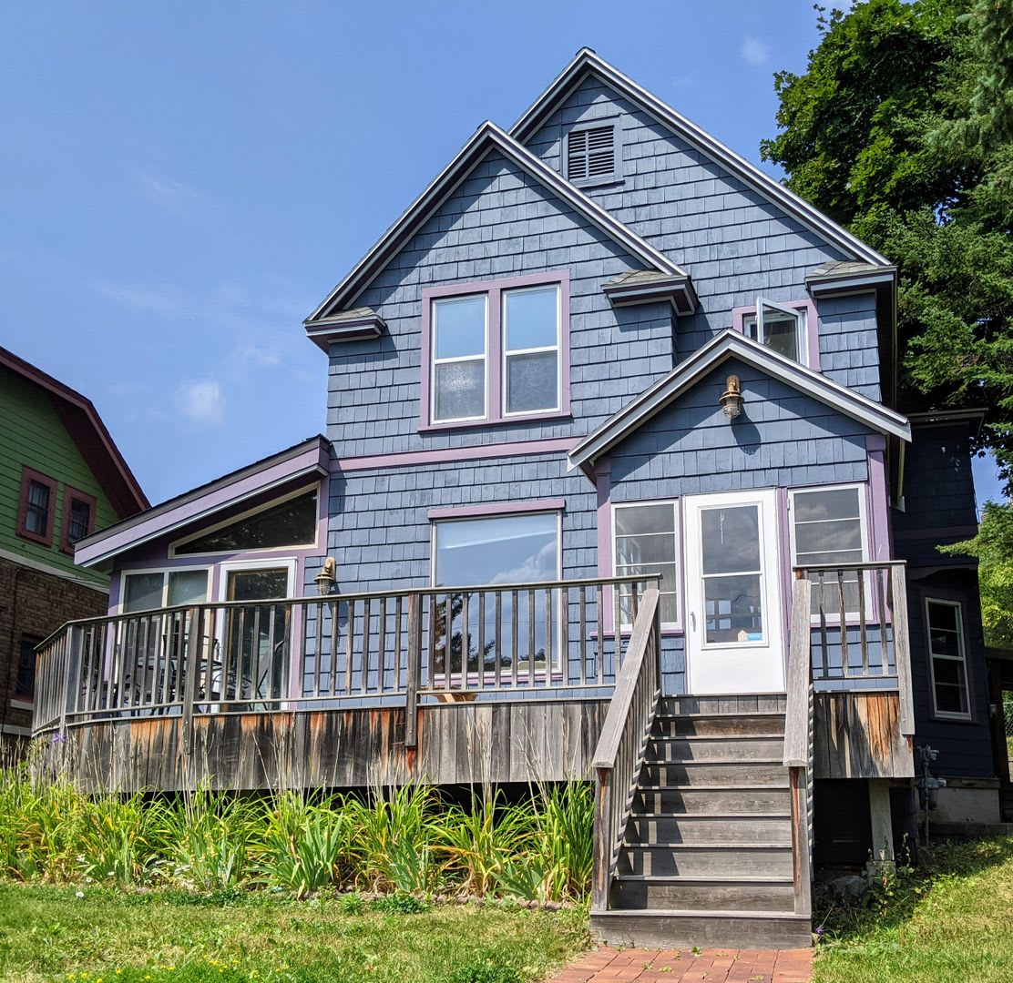 AVAILABLE Novemeber 10th- 3 BED 2 BATH Single Family Home – photo 1