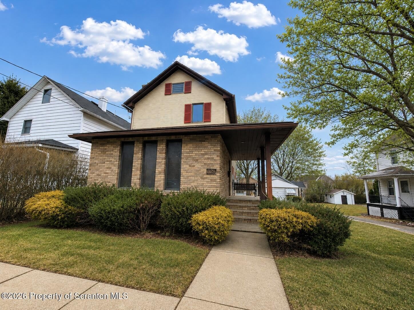 328 4Th Street – photo 1 of 14