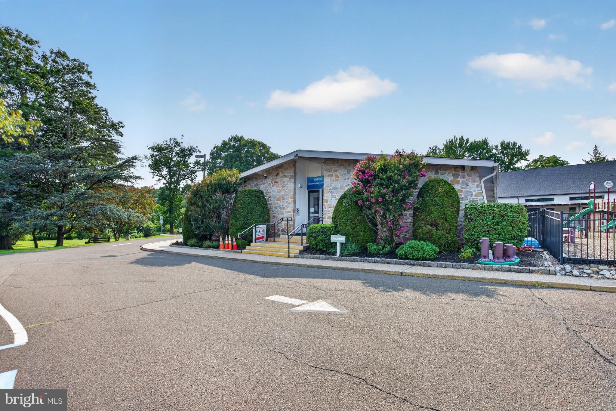 1401 Meetinghouse Road – photo 1