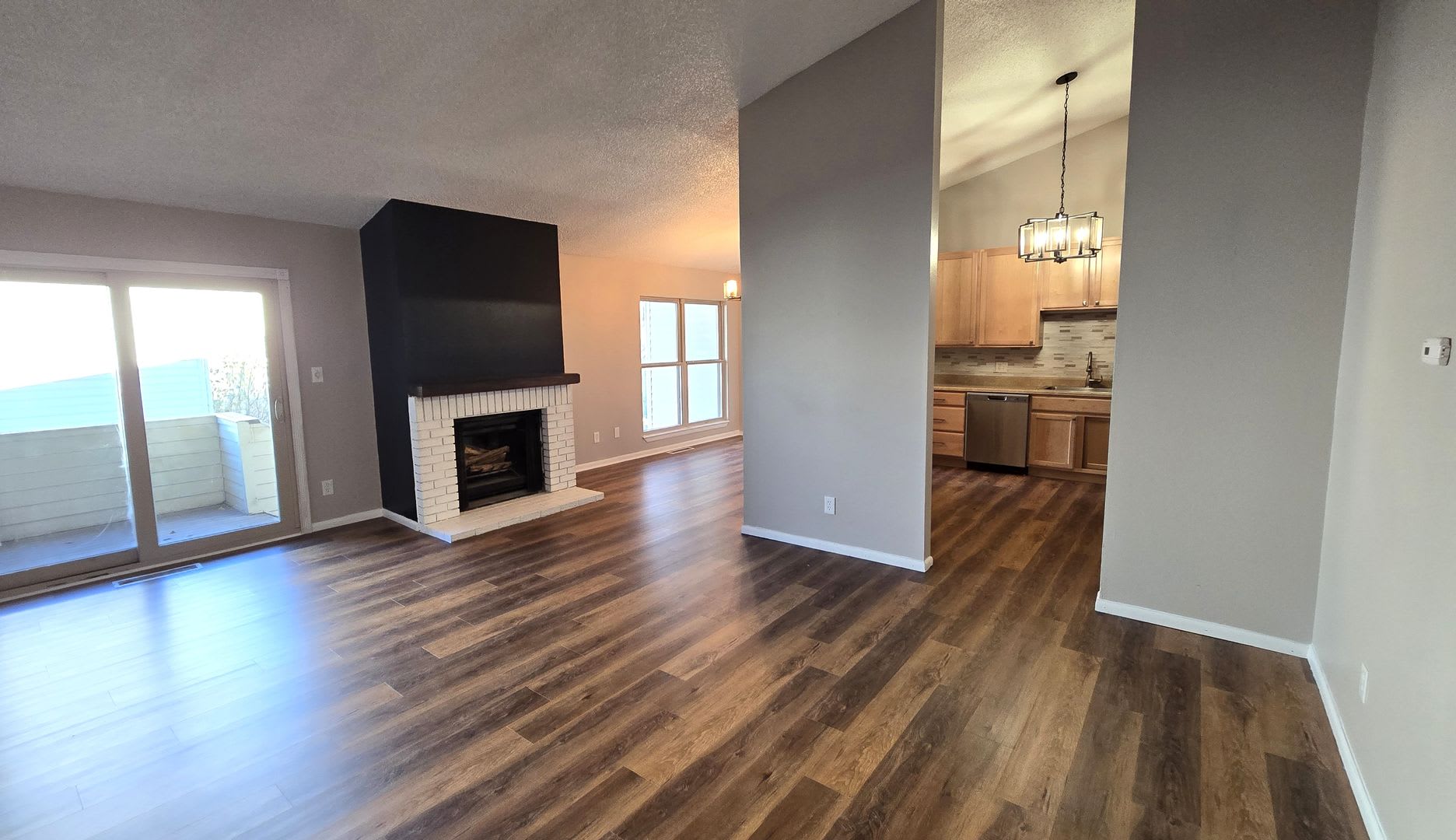 3 Bedroom, 2 Bathroom, Home With A 2 Car Garage For Rent In Indian Hills – photo 1 of 12