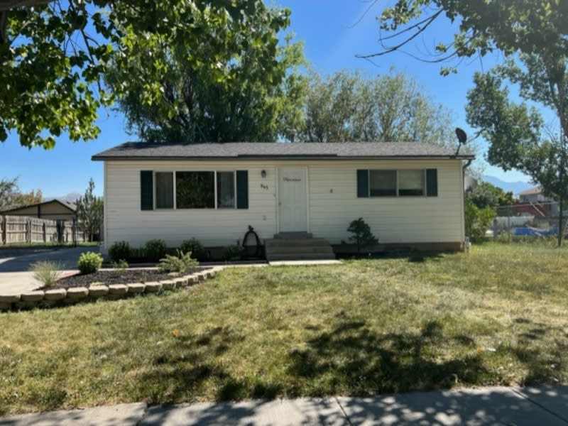 945 S 660 W – photo 1 of 27