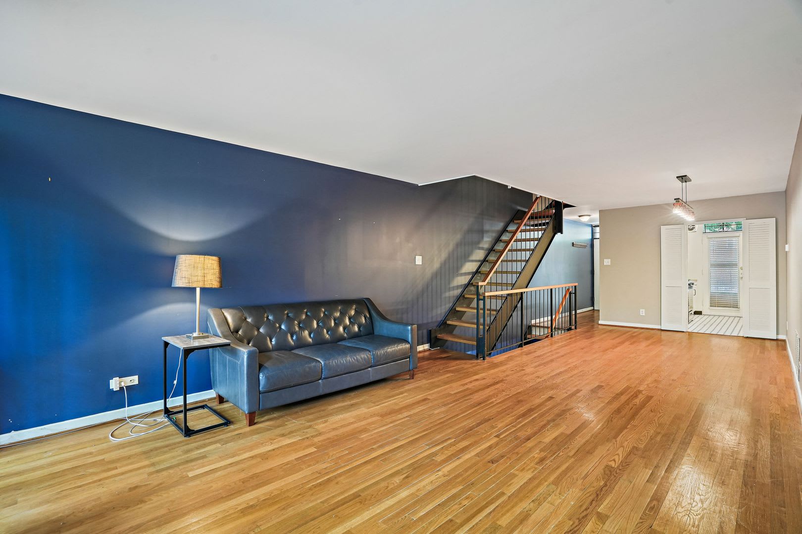 Southwest Townhouse Three Levels Backyard Common Space – photo 1