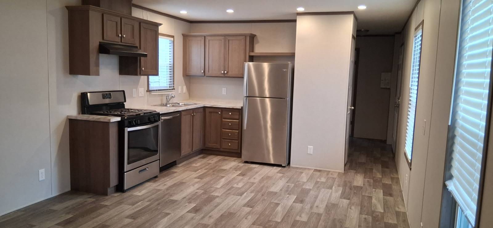 1191 W Michelle Way – photo 1 of 8