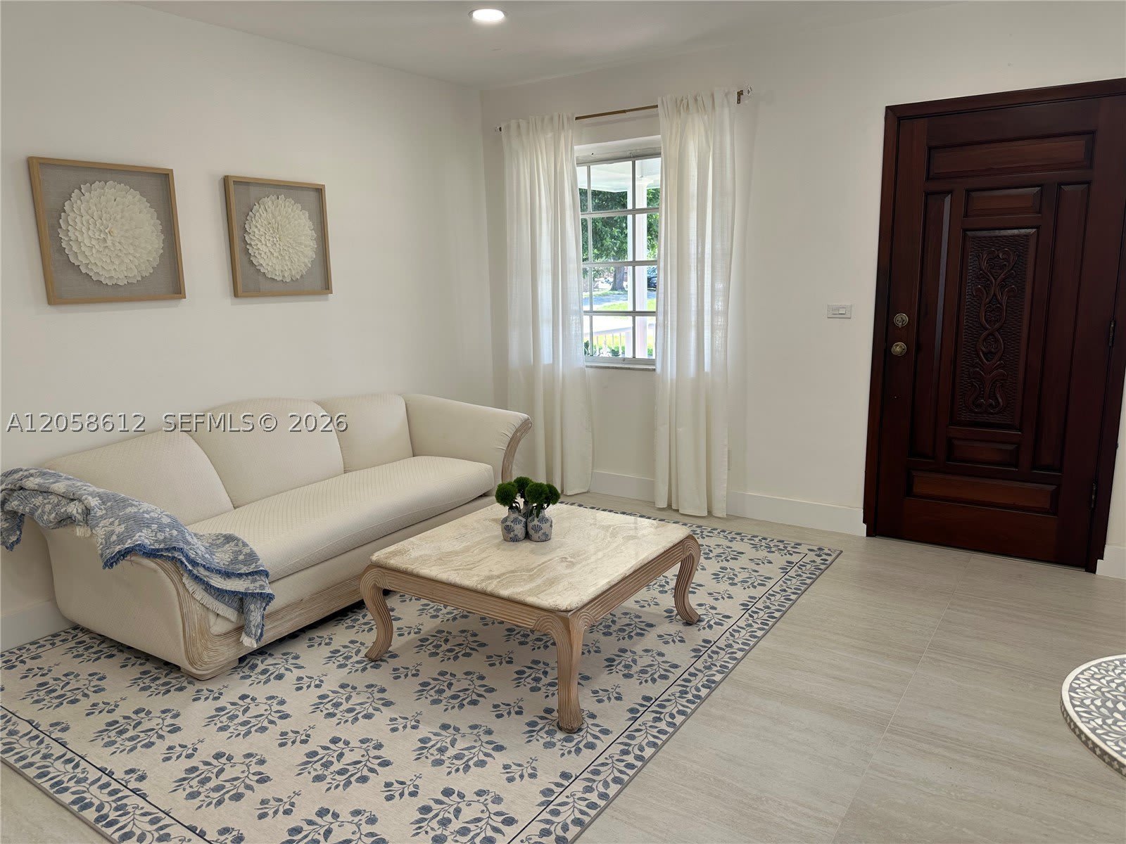 6401 SW 39th Ter – photo 1