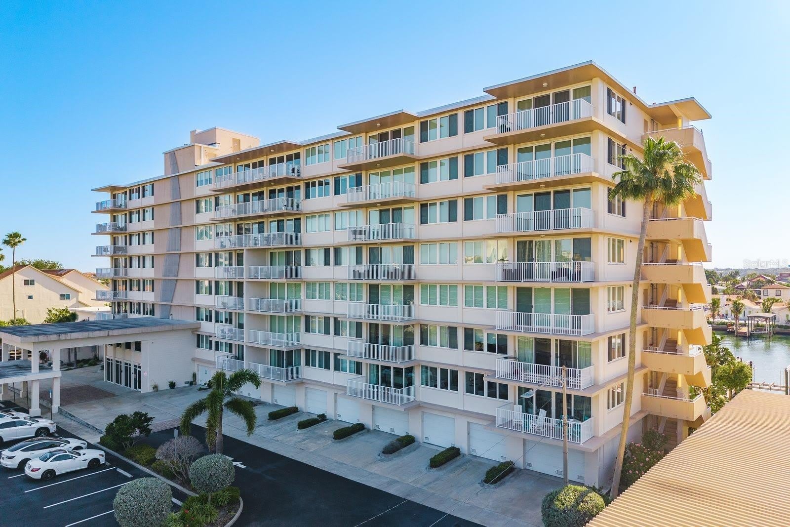 223 Island Way – photo 1