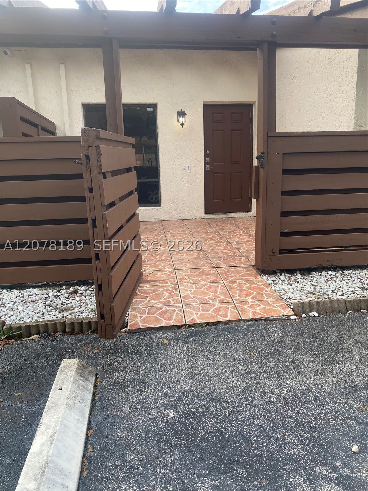 803 Sw 119Th Way – photo 1