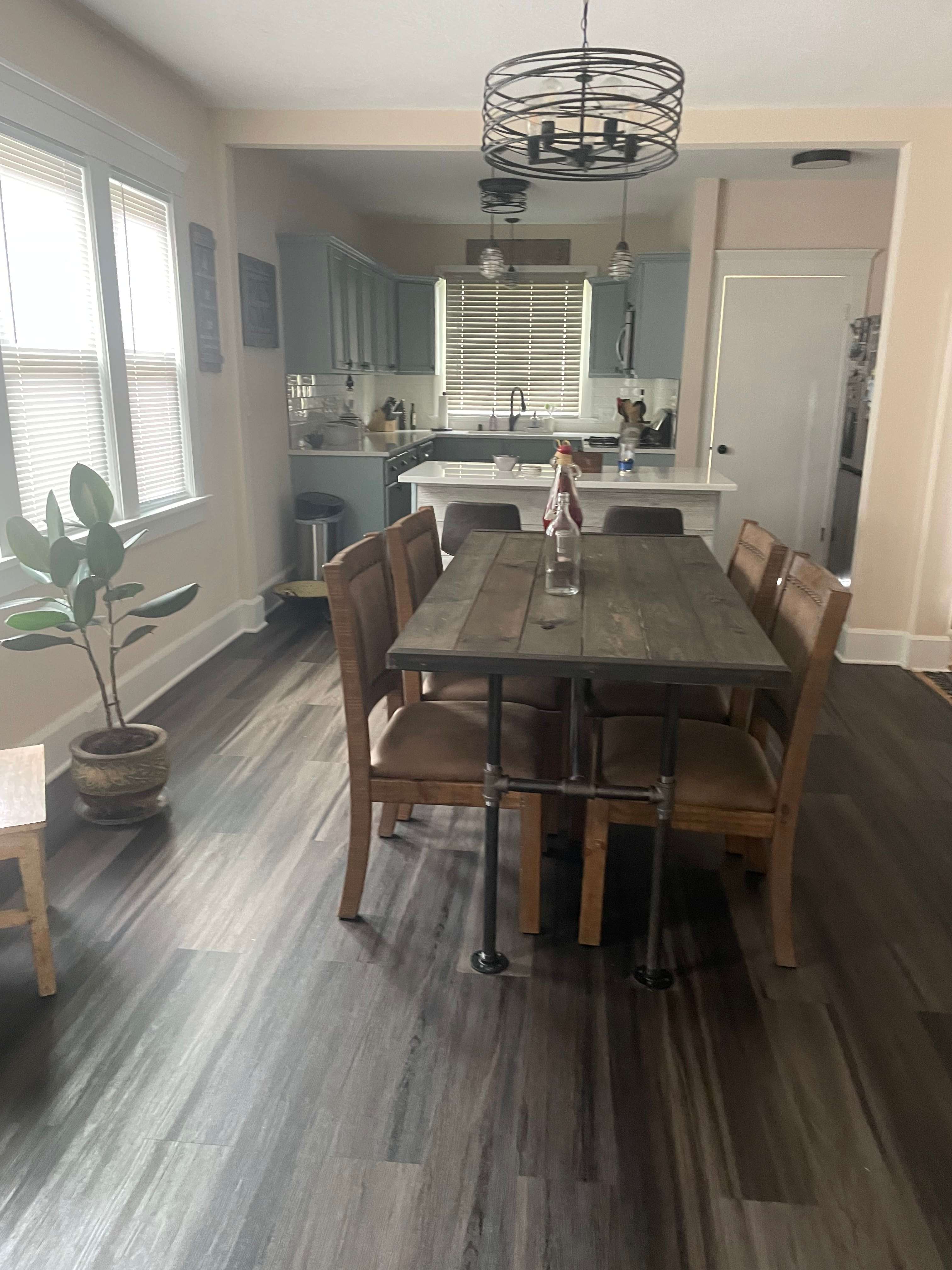 808 Blaine Avenue – photo 1 of 9