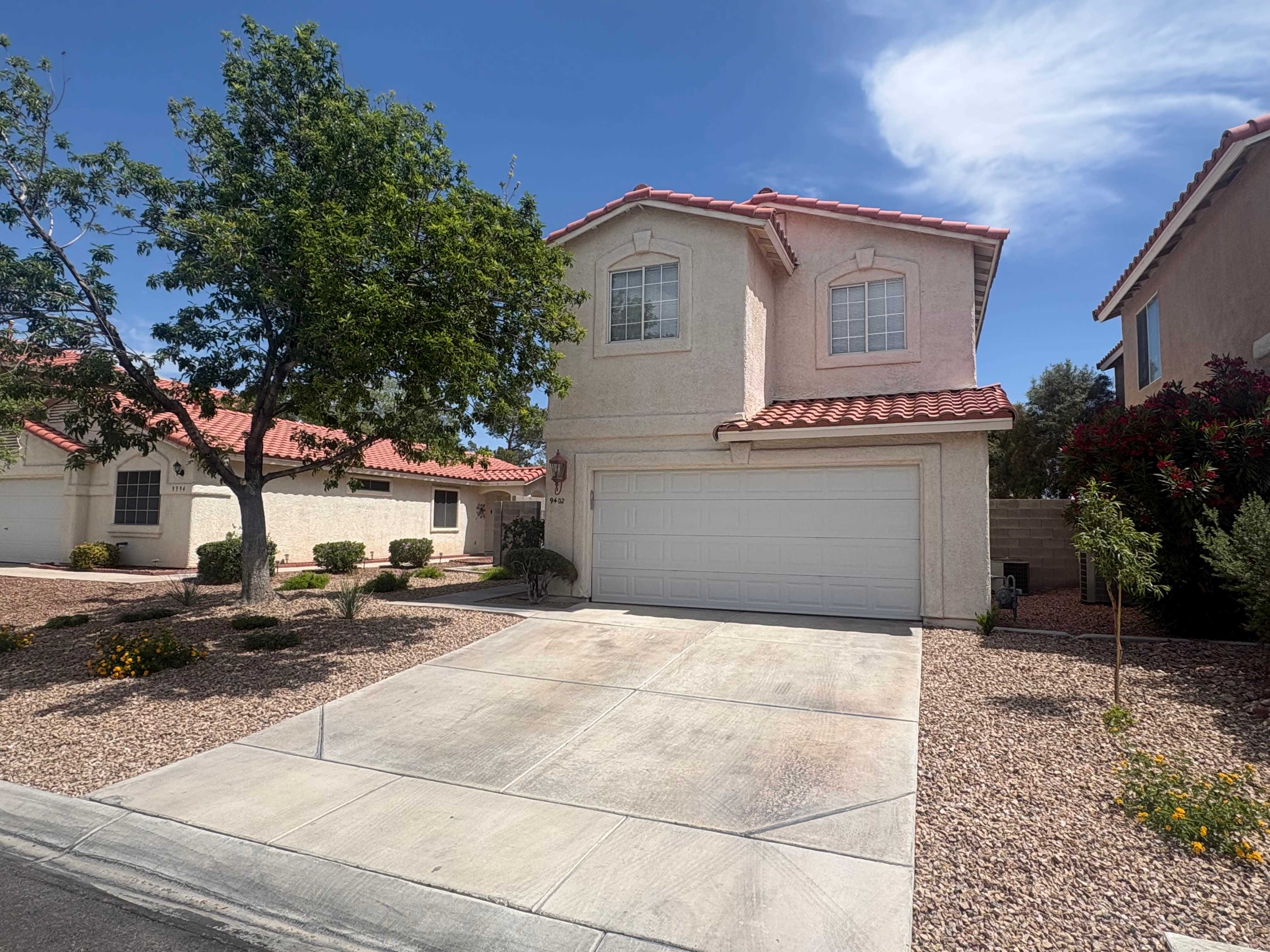9402 Santa Fe Rose Street – photo 1