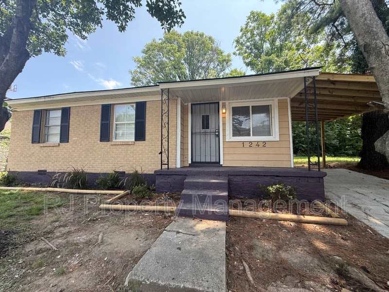1242 Airways Blvd – photo 1
