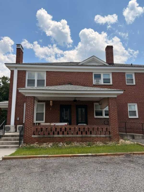 502 1/2 State Street – photo 1