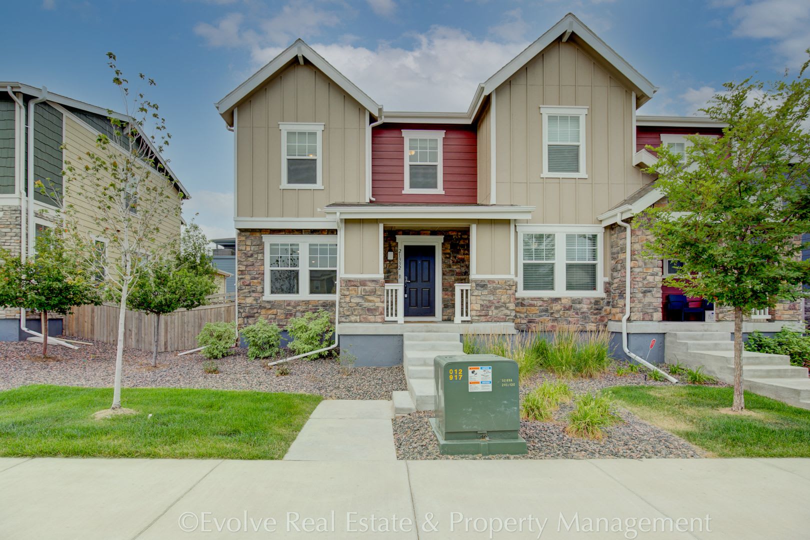 Evolve Real Estate: Stunning Aurora Gem! Available October 3rd – photo 1